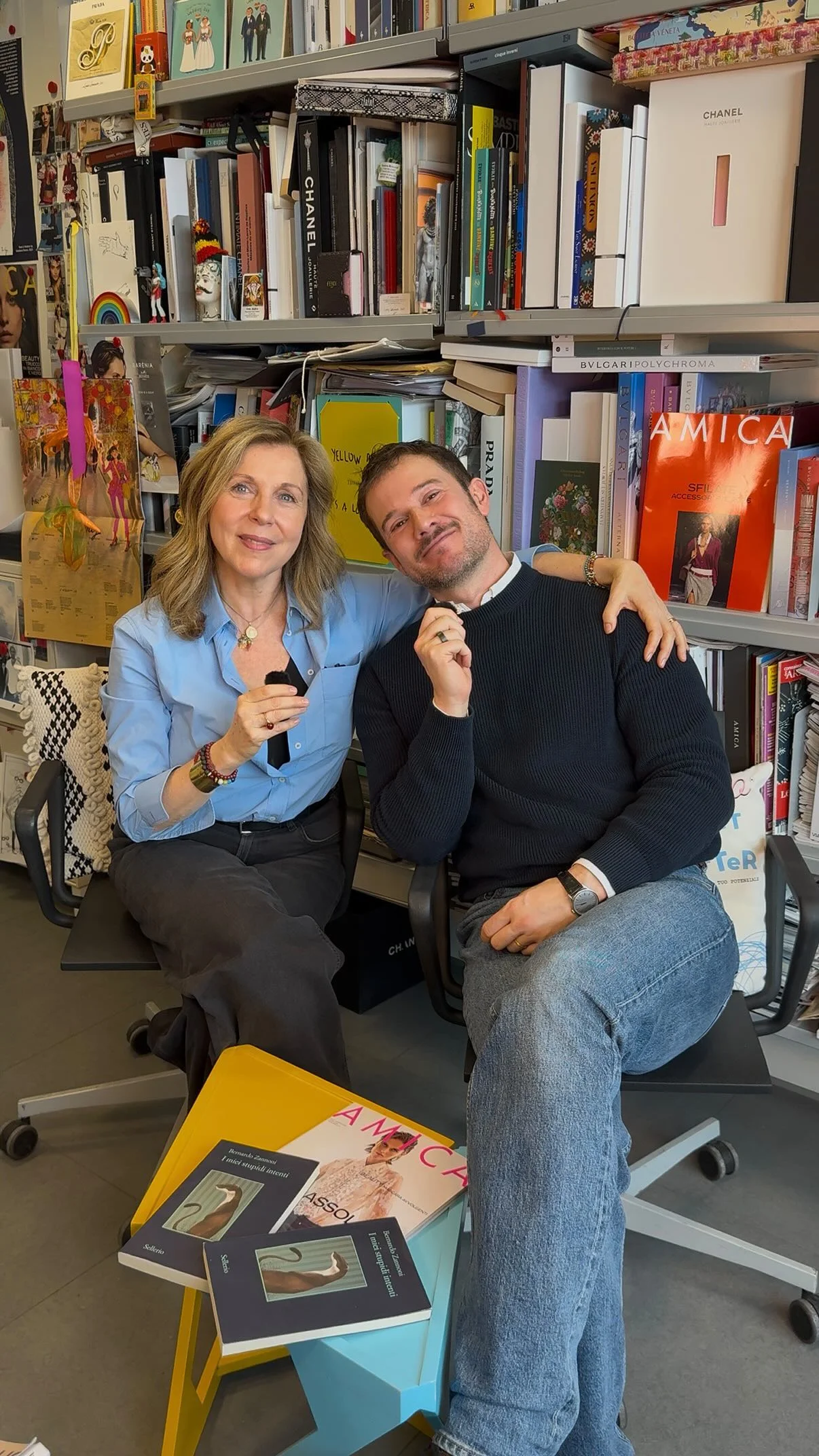 Insieme a Luisa Simonetto (@lalu_simonetto), Direttrice di Amica, e Paolo Stella (@paolostella), scrittore e strategist, abbiamo parlato del libro “I miei stupidi intenti” di Bernardo Zannoni, scelto per il nuovo appunt...