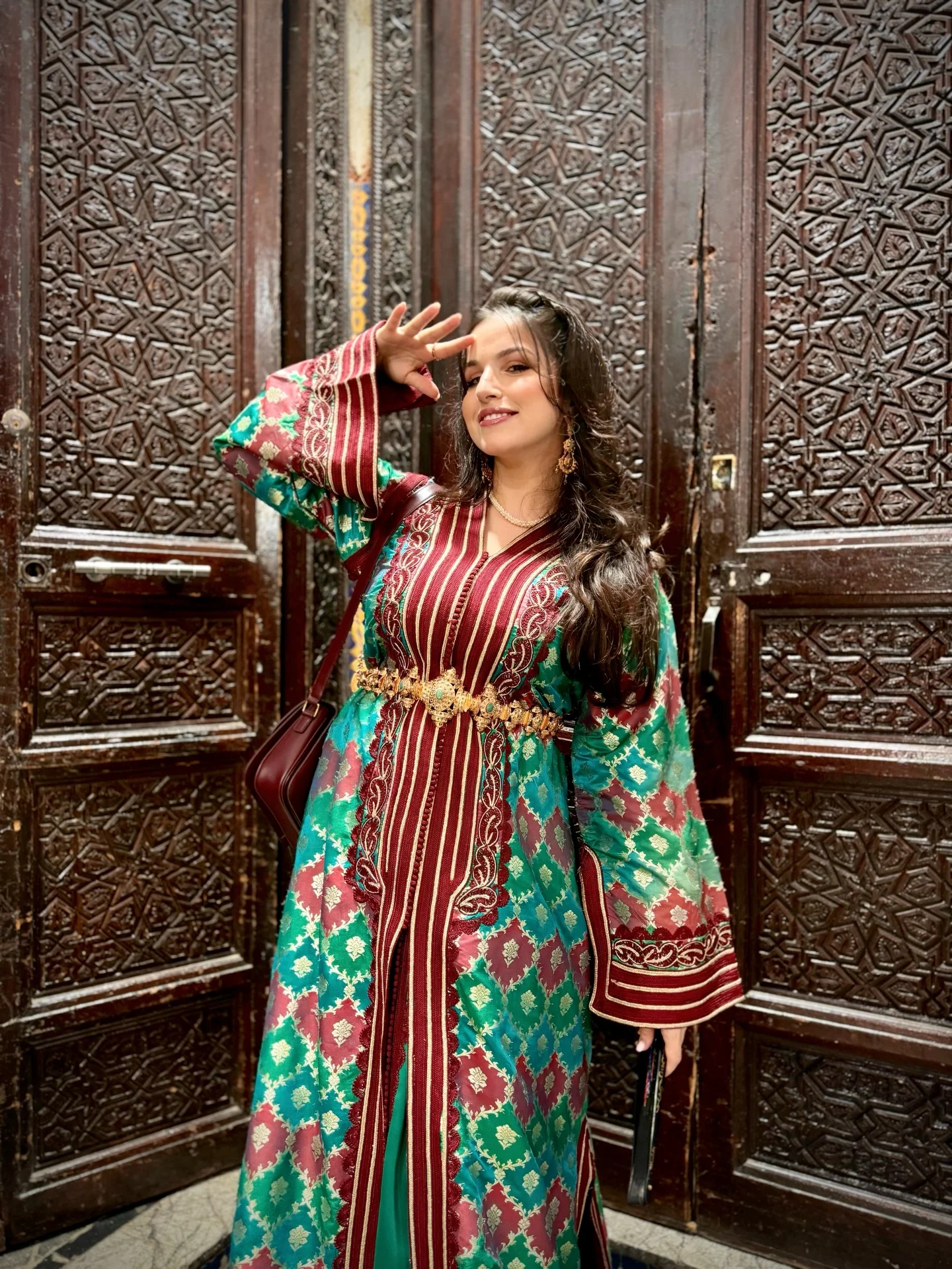 ⁨ قفطان مغربي لابسو الزين المغربي فرياض مغربي مصاوب بالزليج المغربي … ما اجمل ثراتنا ⁩ : @arousatiofficiel