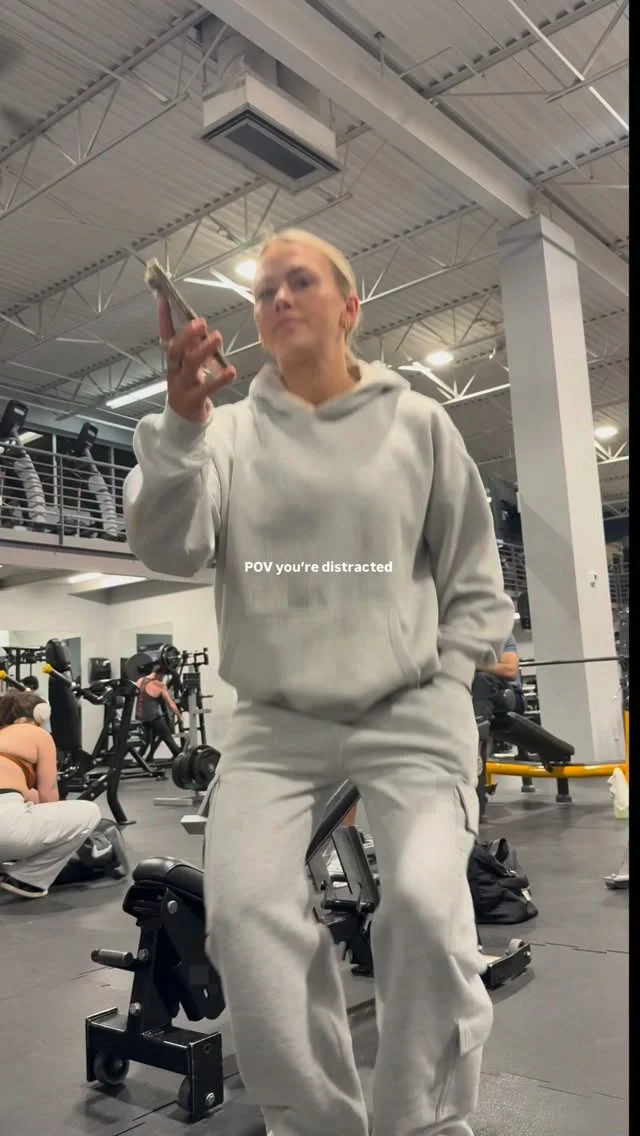 That weight though, pretty sure I weigh less??@fitbodapp