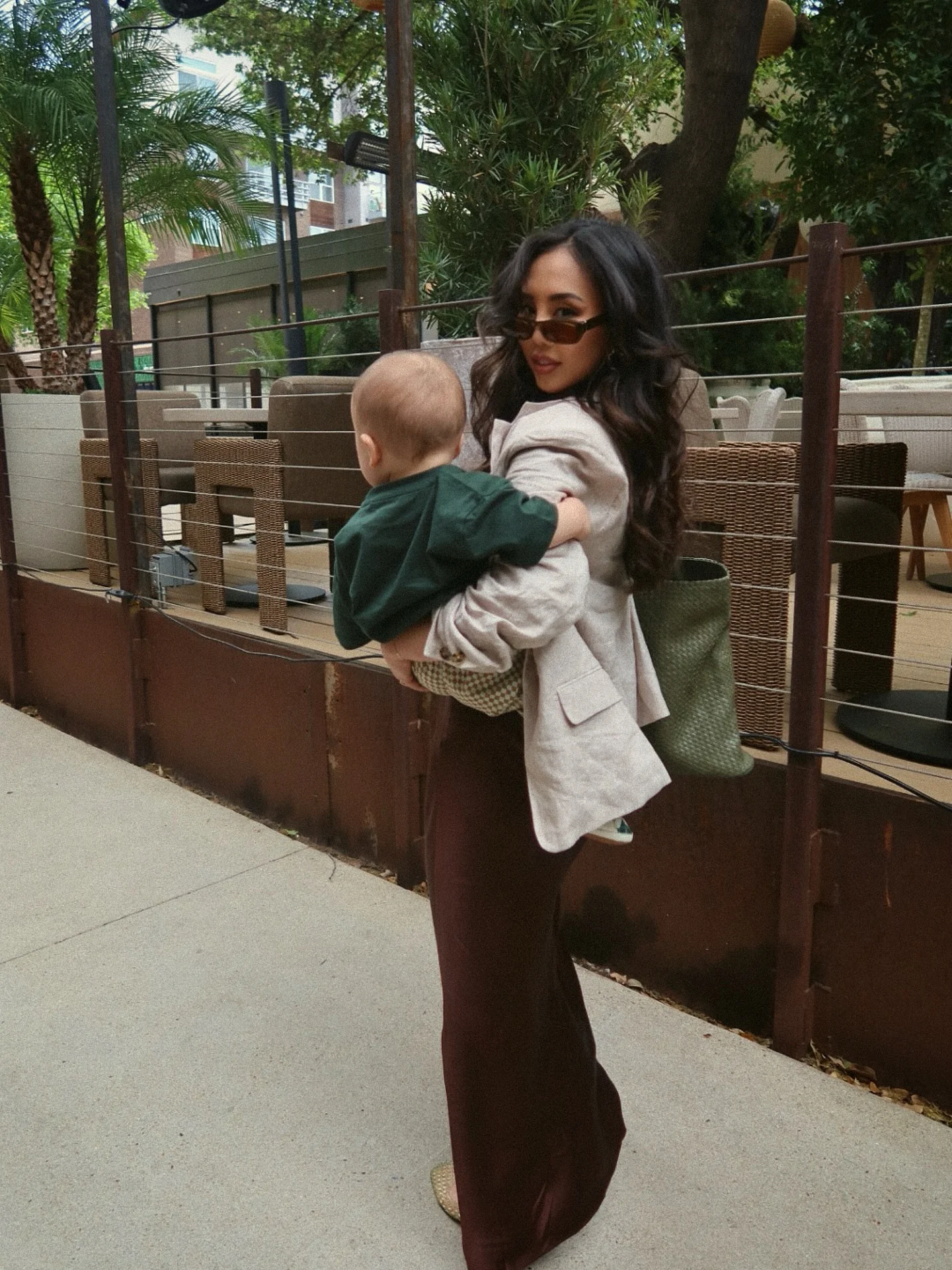 Matcha and snuggles please OOTD: @onequince #QuincePartner INFG-26AMBERLEEDIAMOND10 New customers will receive 10% off their first purchase!